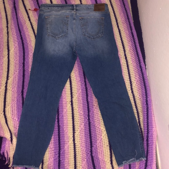 Women’s true religion jeans - Picture 2 of 3
